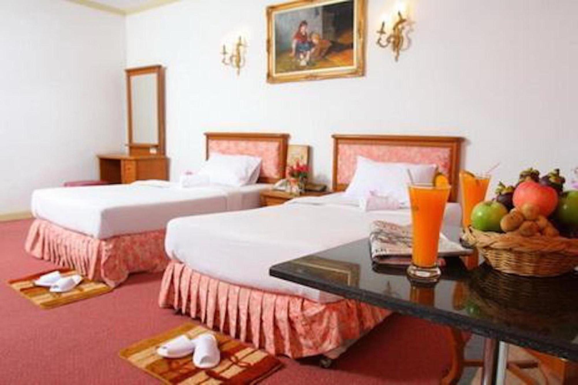 Oyo 75466 -13 Coins Bang Yai Hotel Nonthaburi Exteriér fotografie